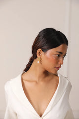Flower Pearl Hanging Earrings