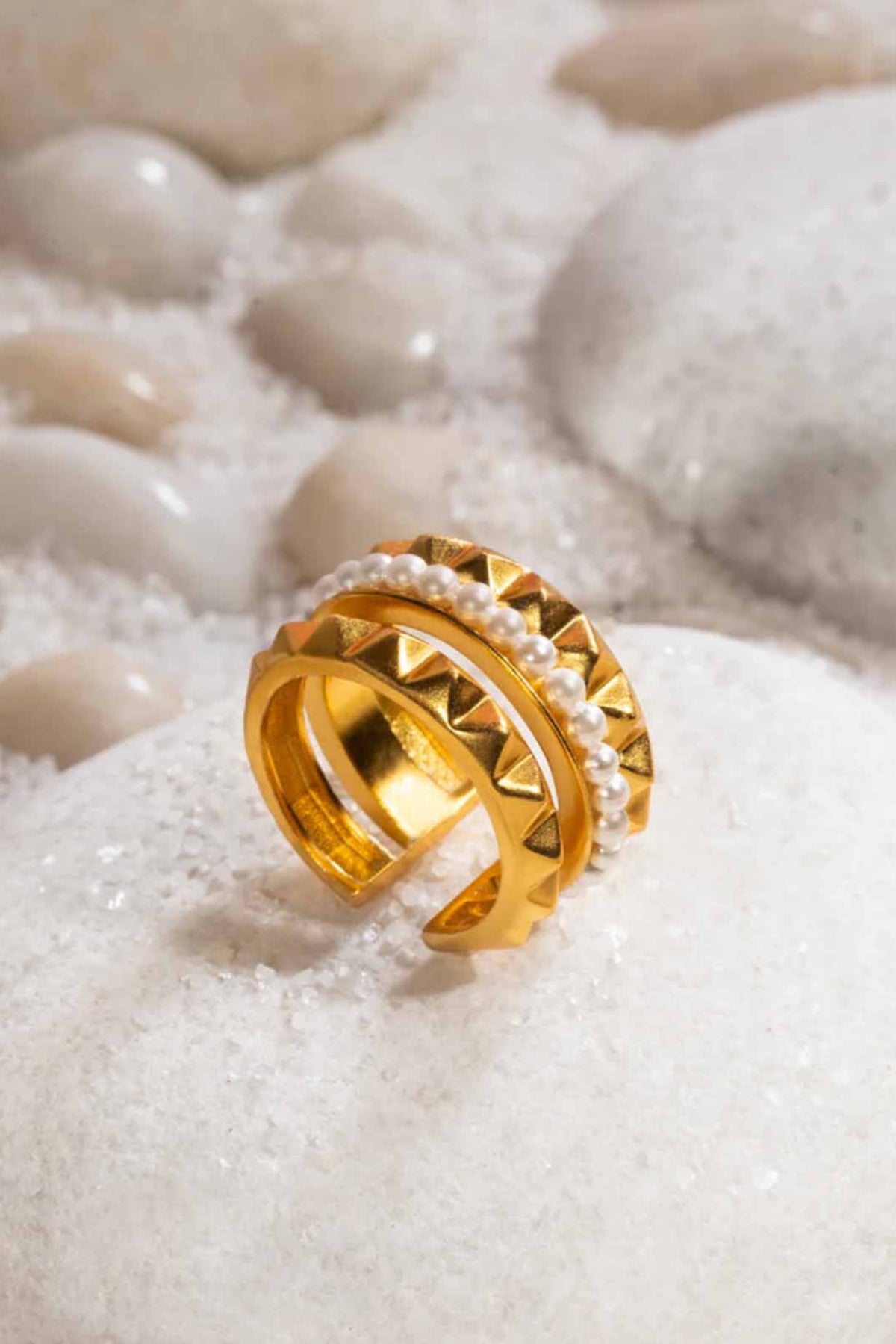 Mini Pearl Ring