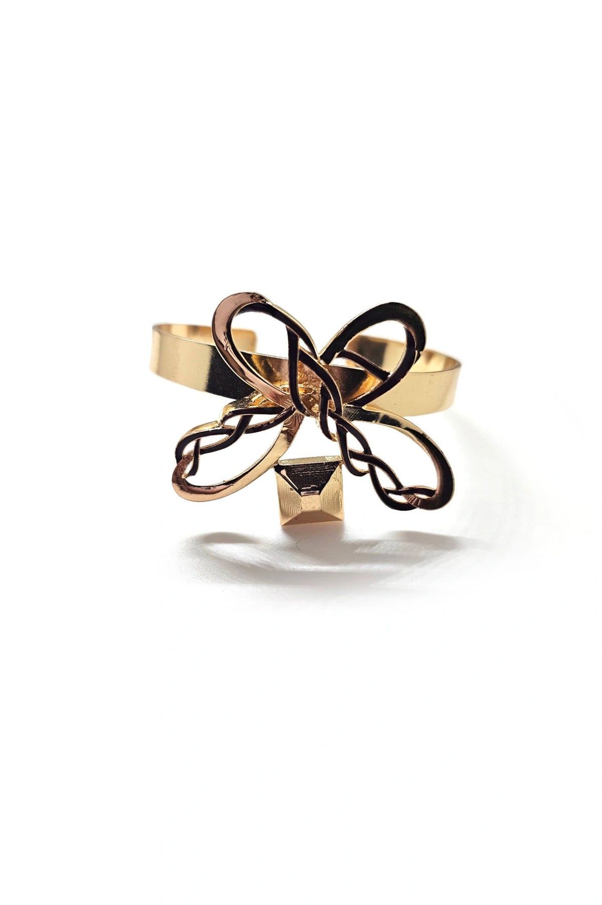 Eterna Gold Infinity Bracelet