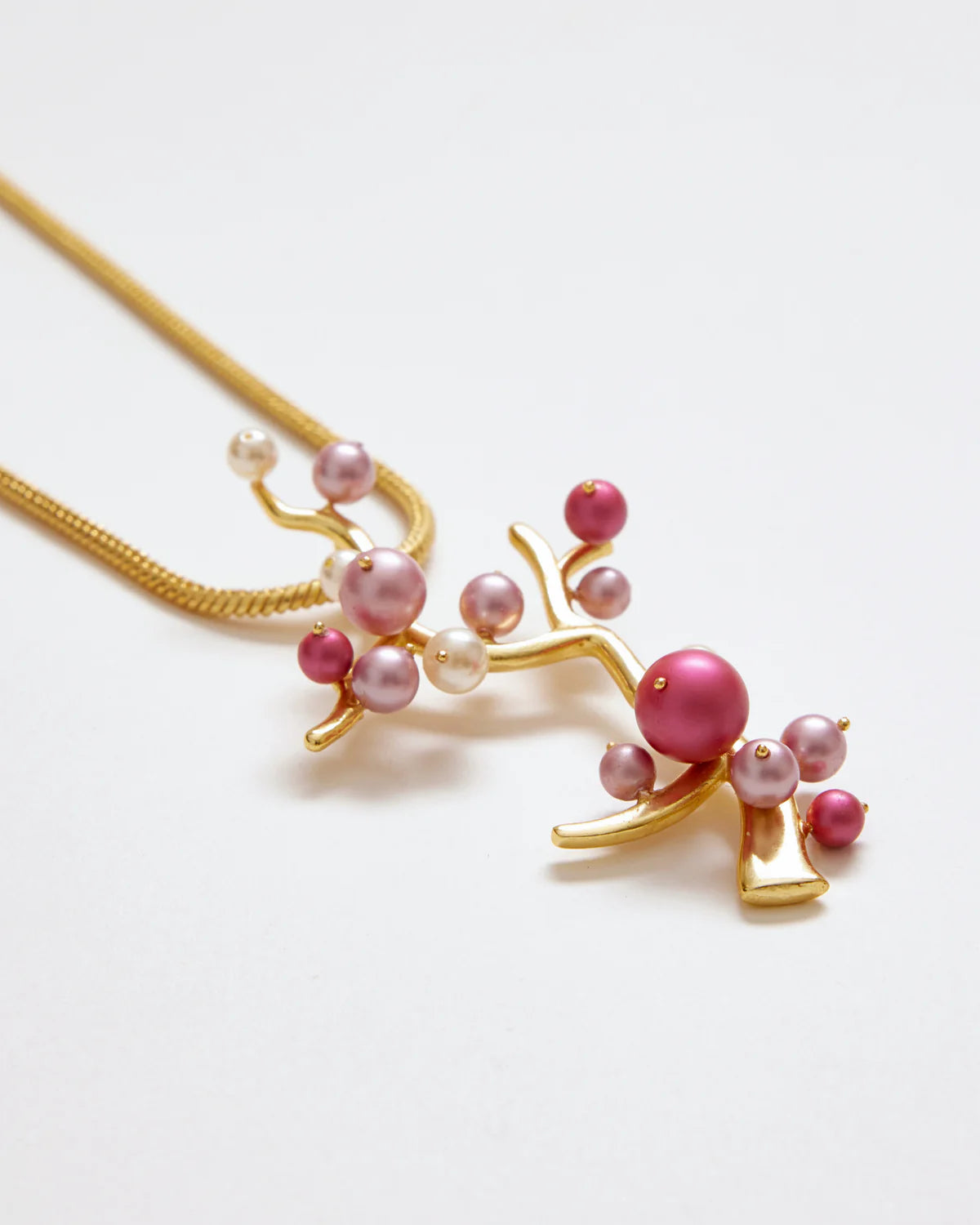 Kent Necklace
