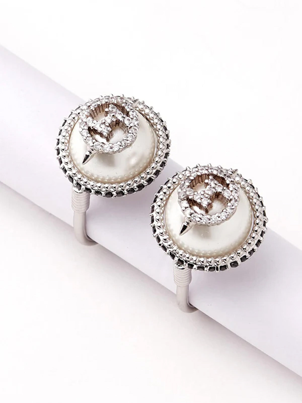 Pearl & Studs Ring