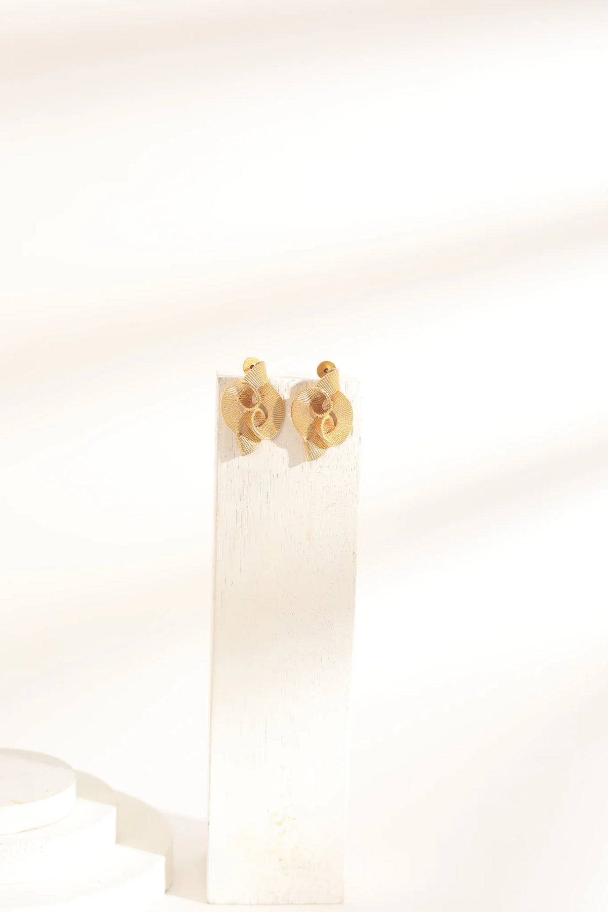 Golden Ribbons Earrings