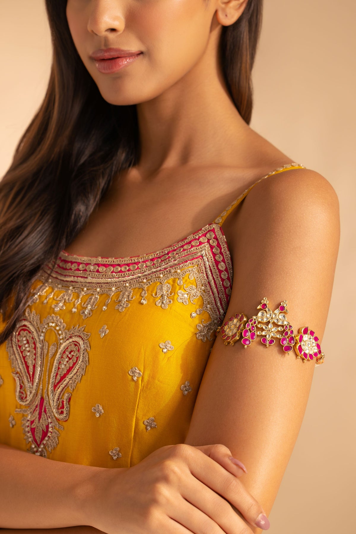 Rukmini Pacchi Kundan Armlet
