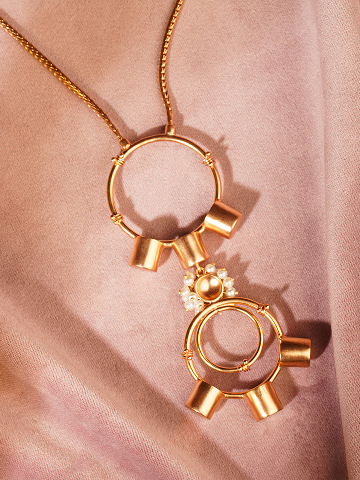Pearl Drum Necklace
