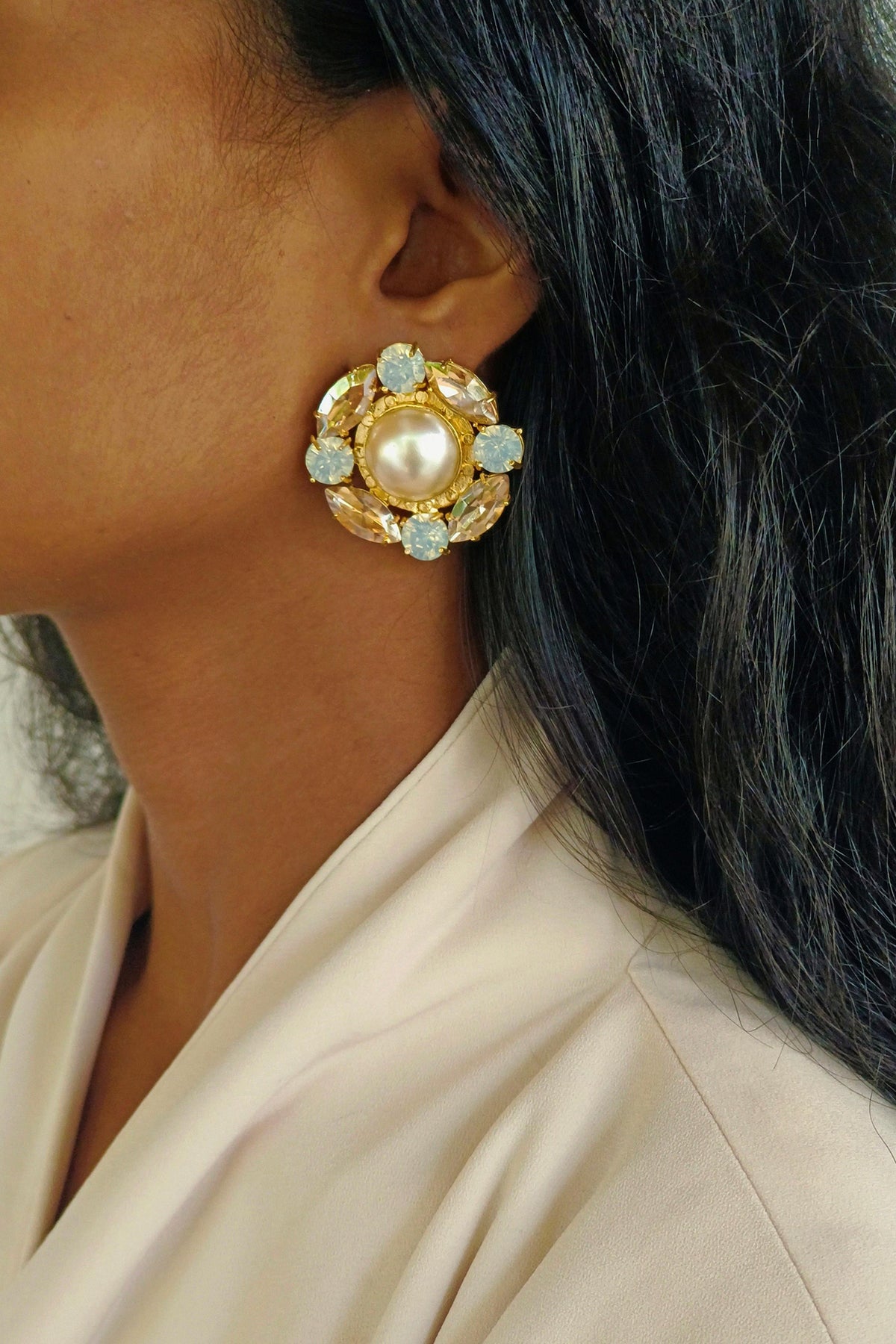 Sangria Glow Stud Earrings