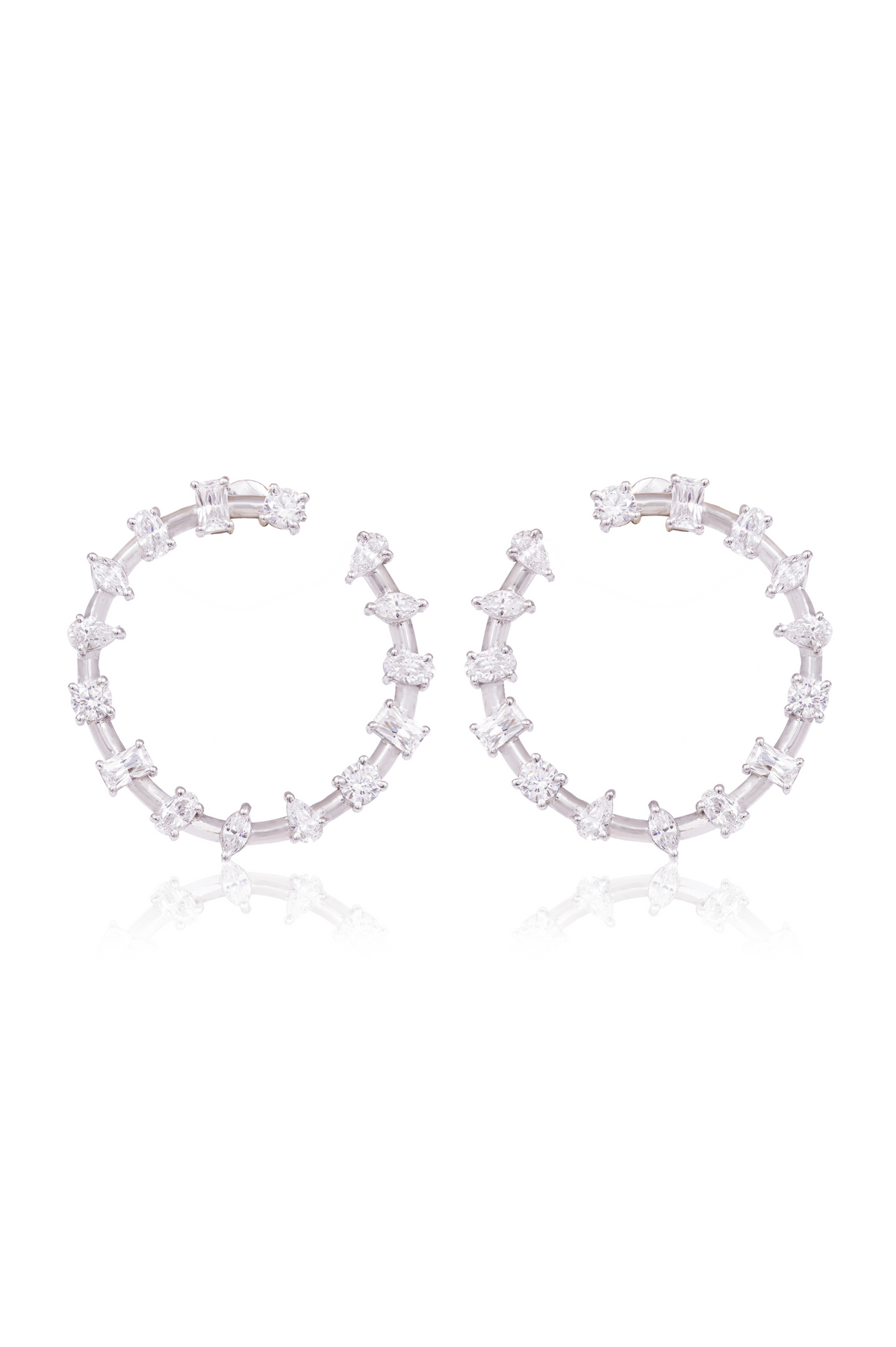 Estro Studs