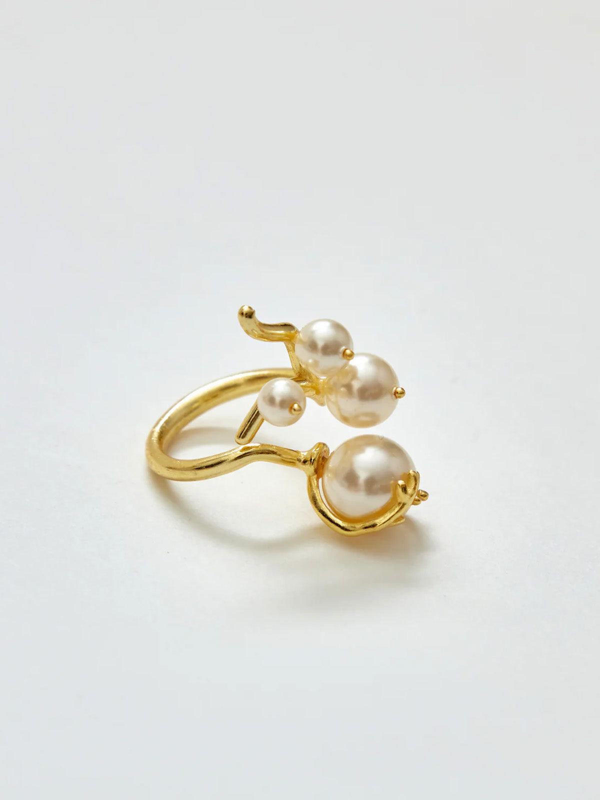 Pearl Cluster Ring