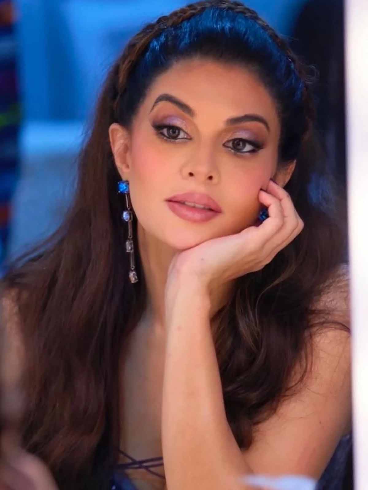 Jacqueline Fernandez in Gradient Crystal Danglers