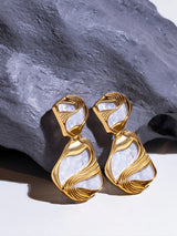 Pearl & Gold Earrings