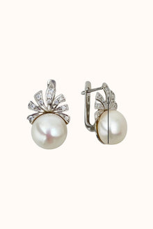  Crown Pearl Earring Studs