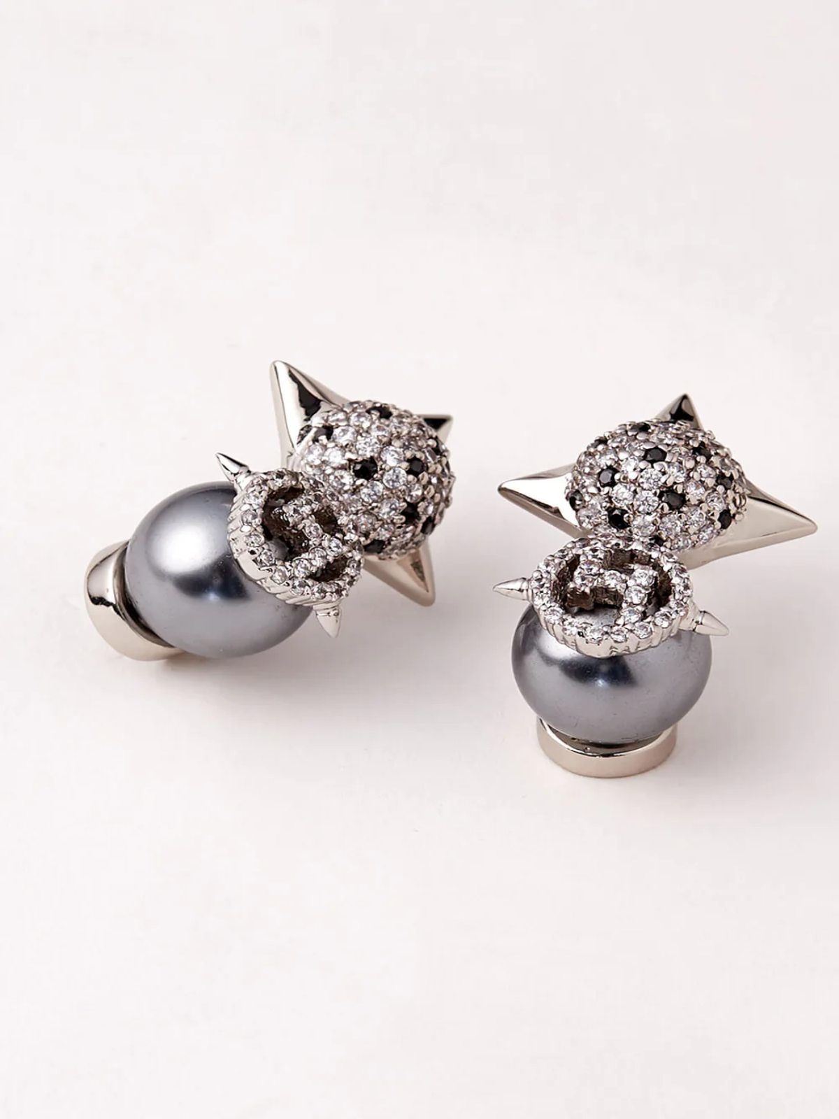 Mini Scorpia Studs