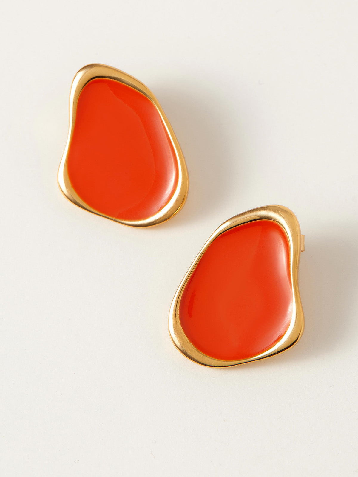 Minimal Irregular Studs