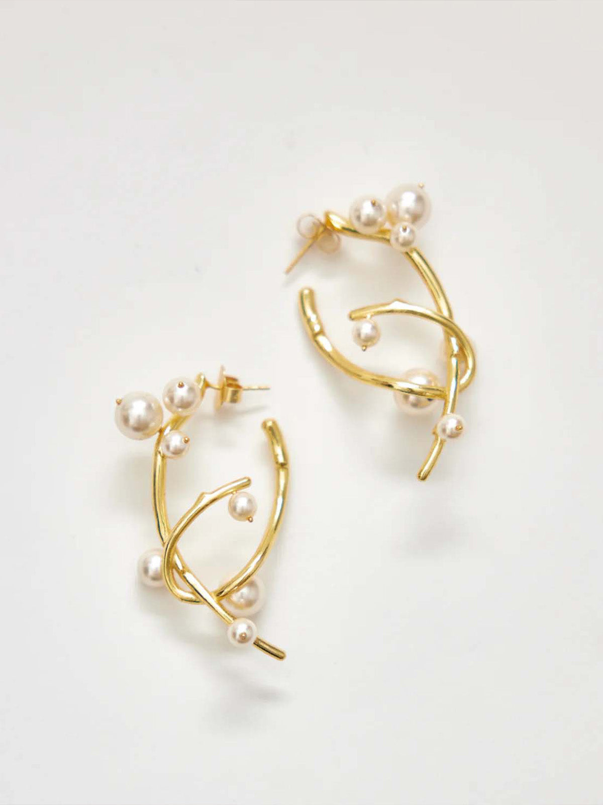 Pearl Cluster Ear Huggies