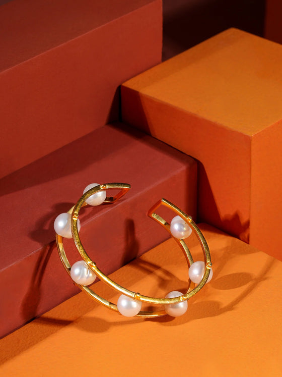 Pearl Bolt Cuff