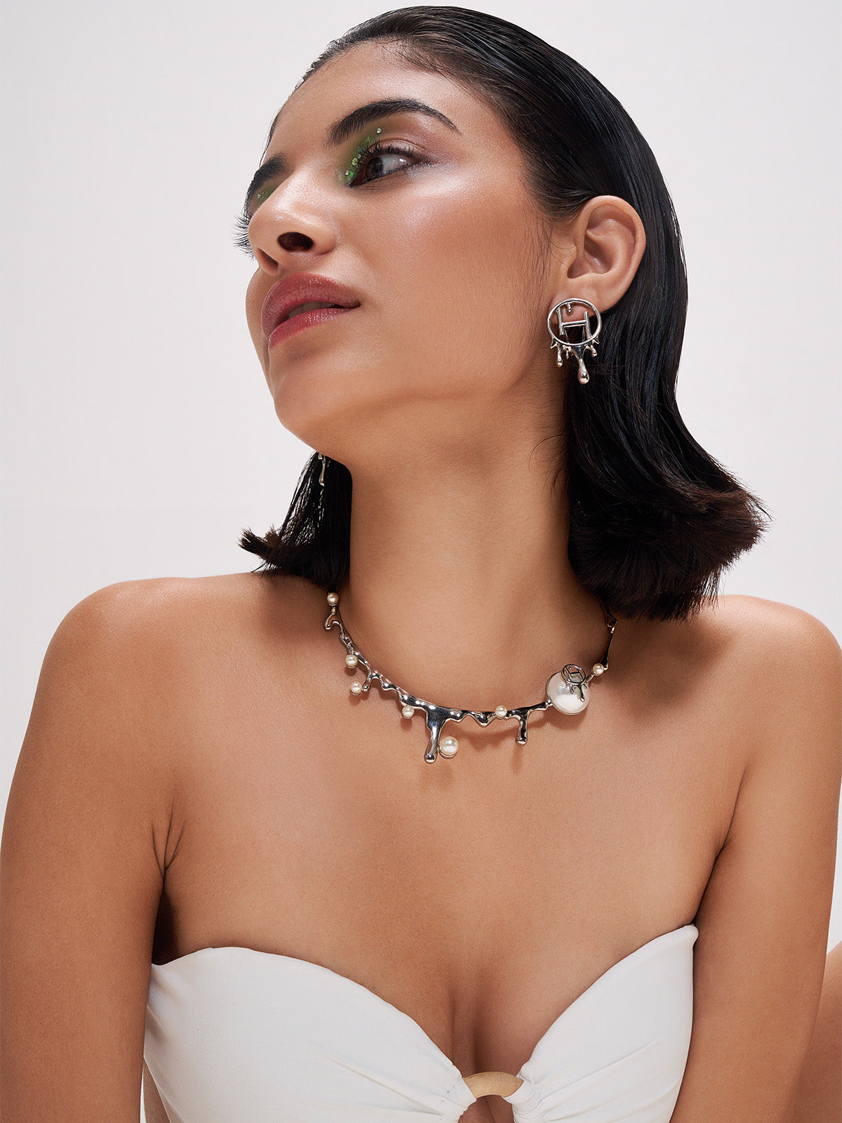 Pearl Collar Necklace