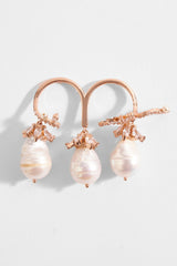The Paloma Pearl Double Finger Ring