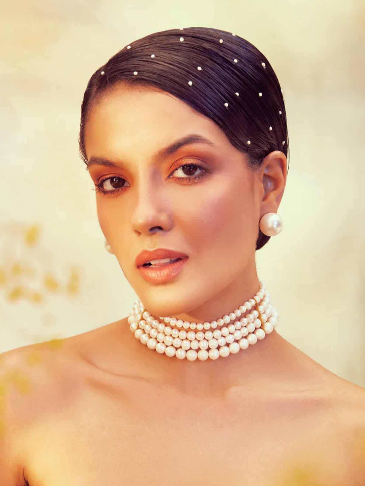 Natural 4 Layer Choker