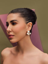 Claw Pearl Studs