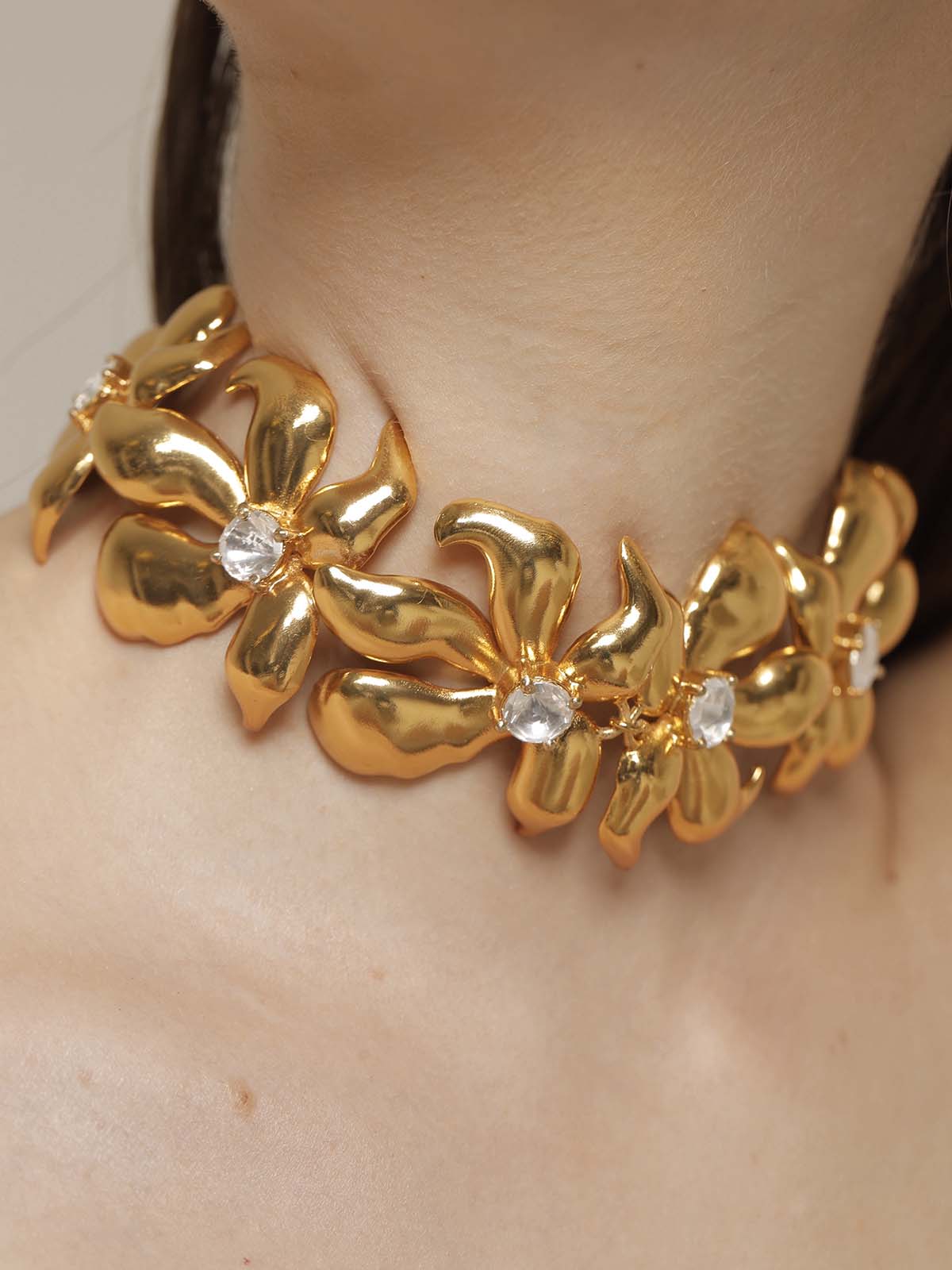 Palm Choker