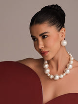 Uneven Pearl Necklace