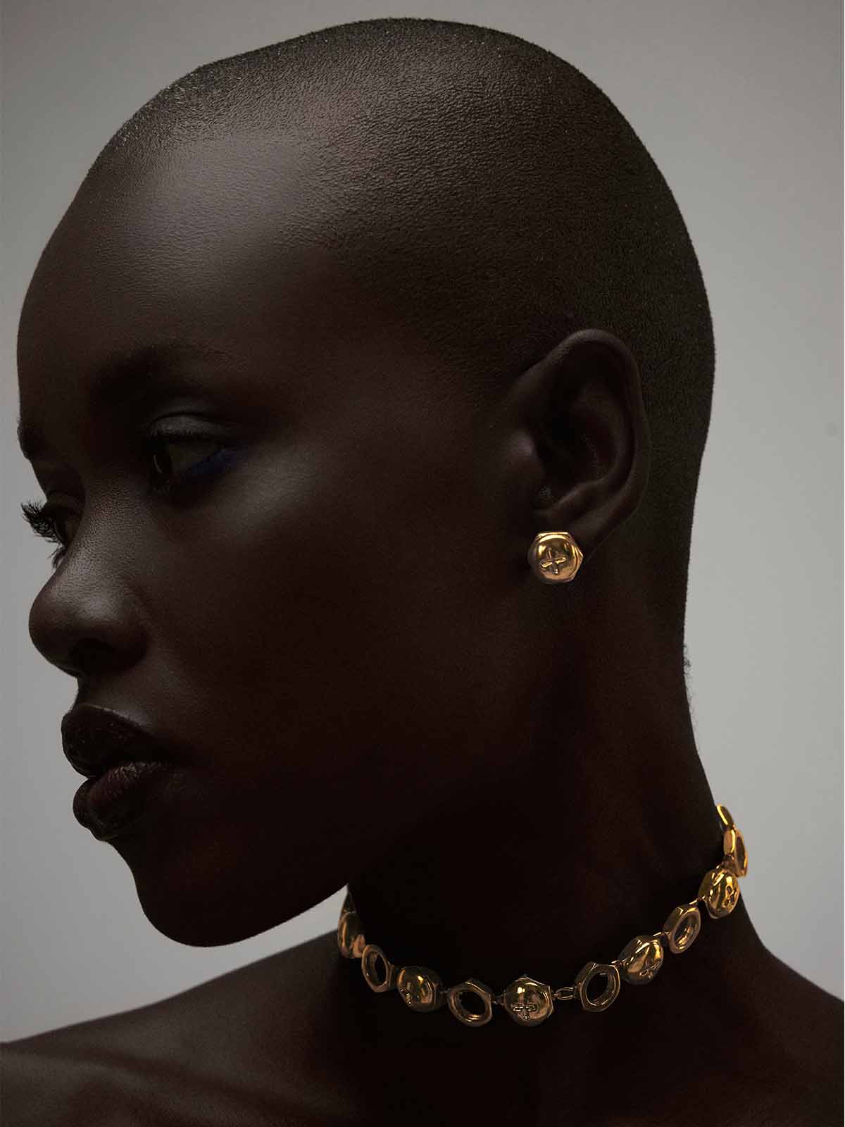 Screw Statement Choker