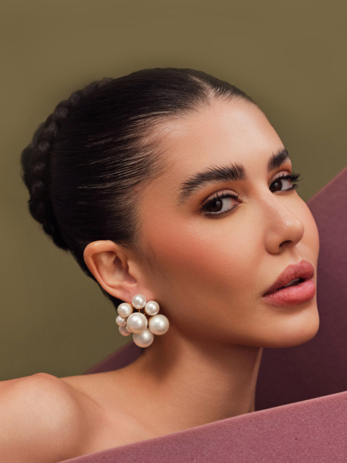 OTT Pearl Studs