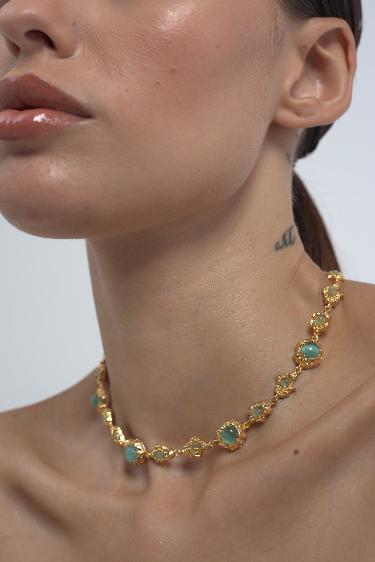 Gold Aqua Gemstone Choker Necklace