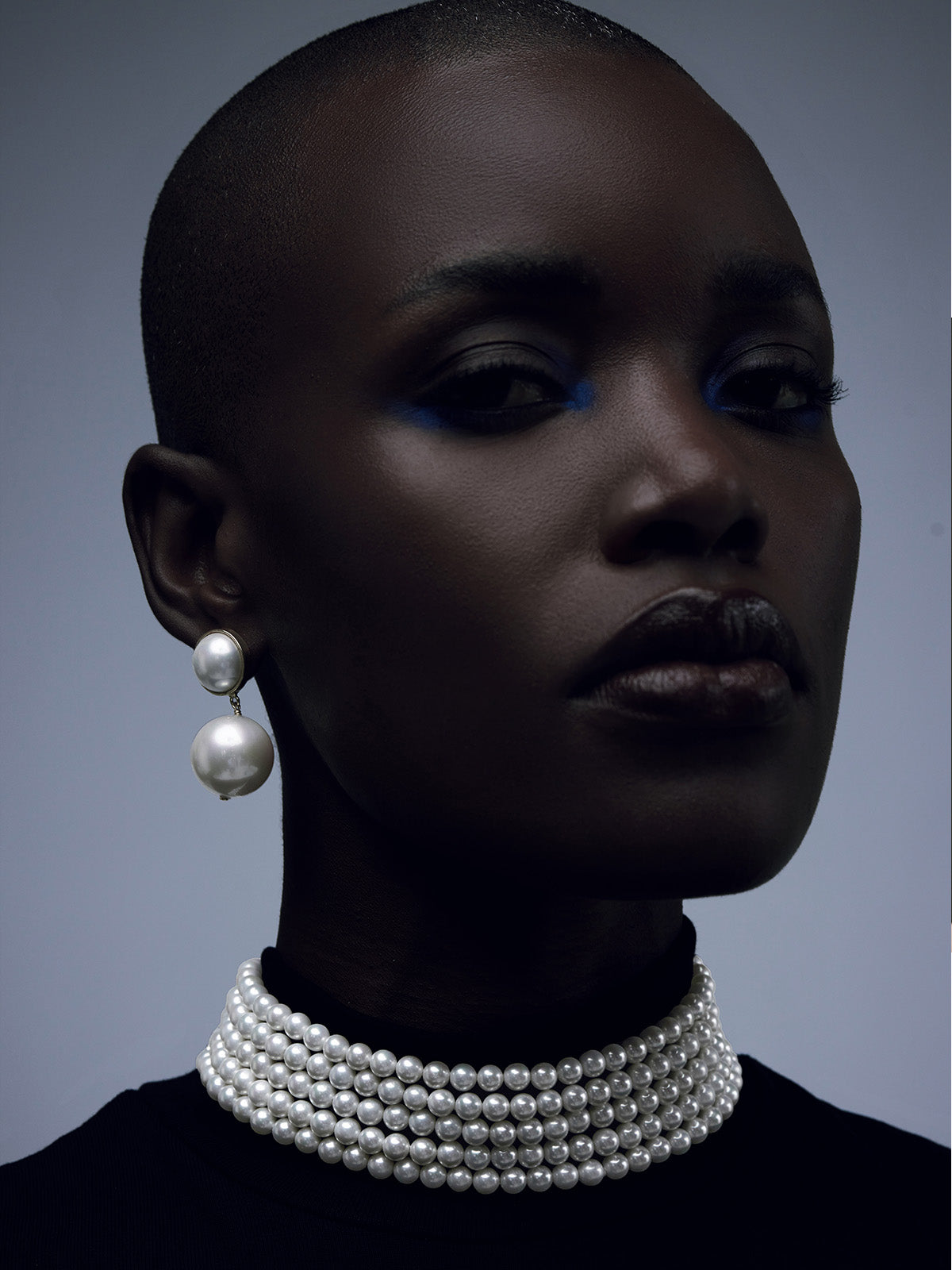 Mid-size Pearl Choker