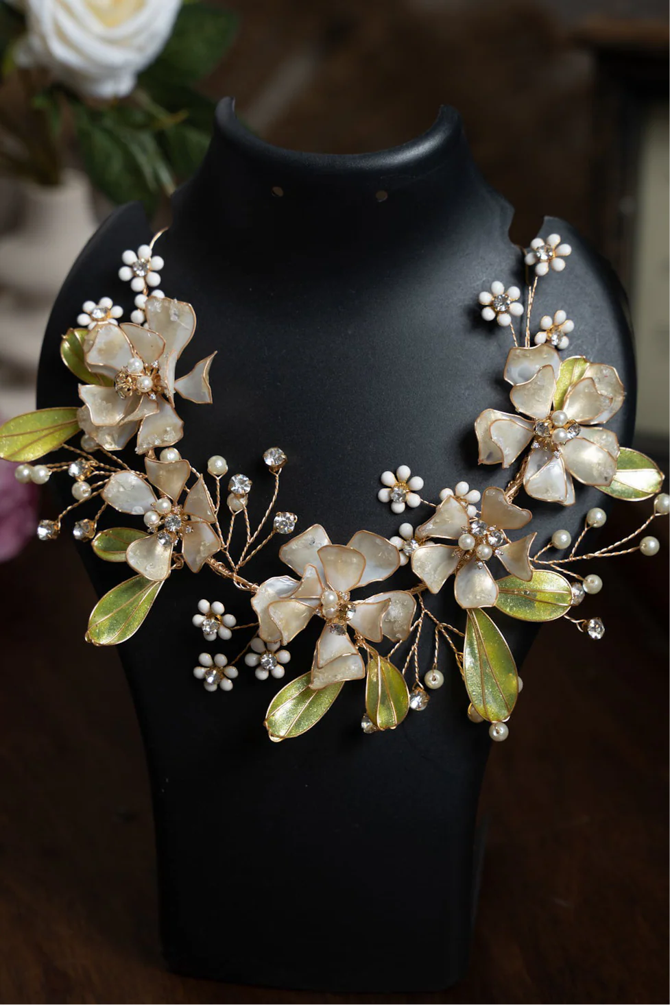 Petal Dust Necklace