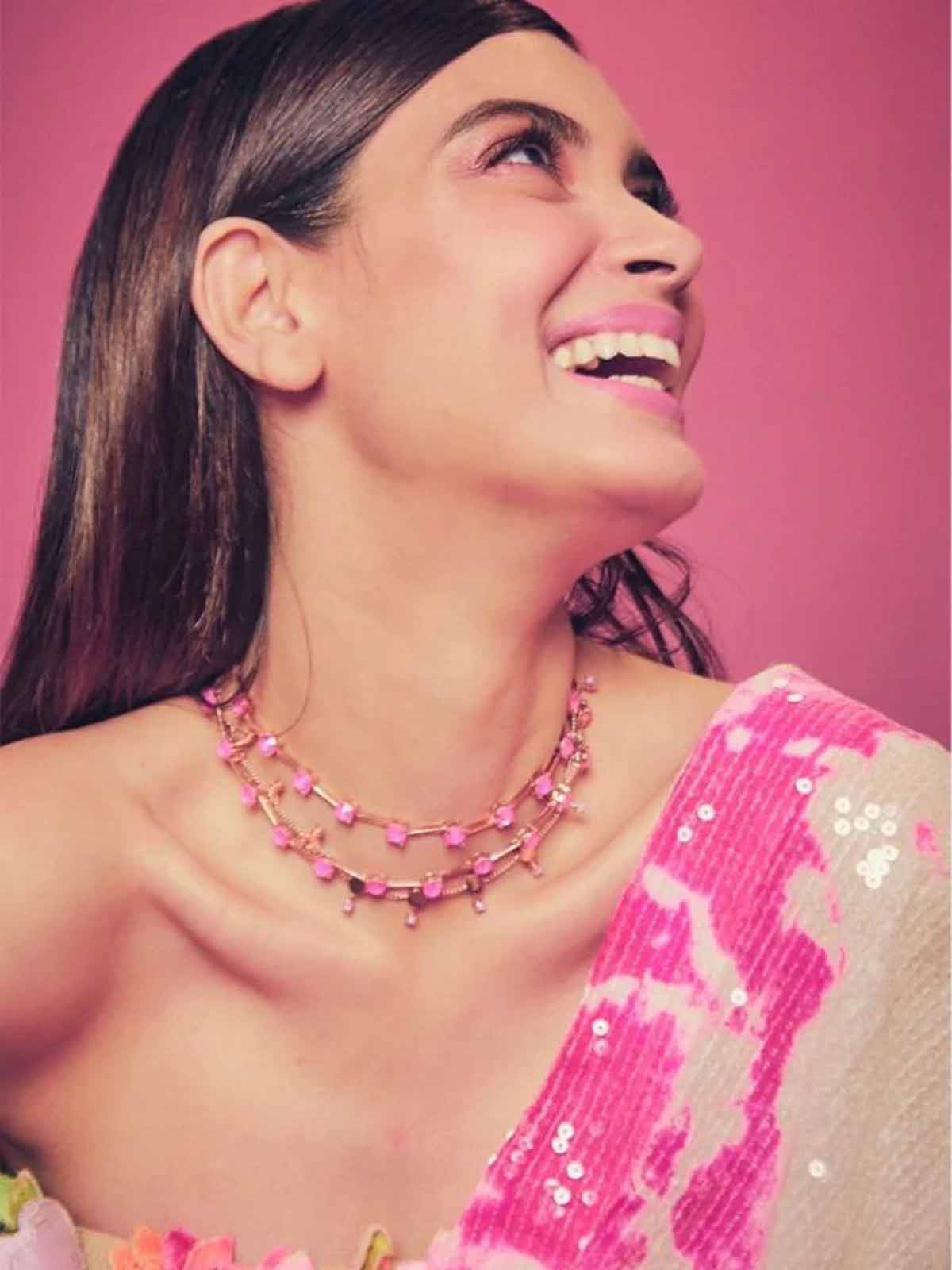 Diana Penty In Colourful Choker