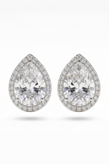 Minimal Pear Cut Stud Earrings