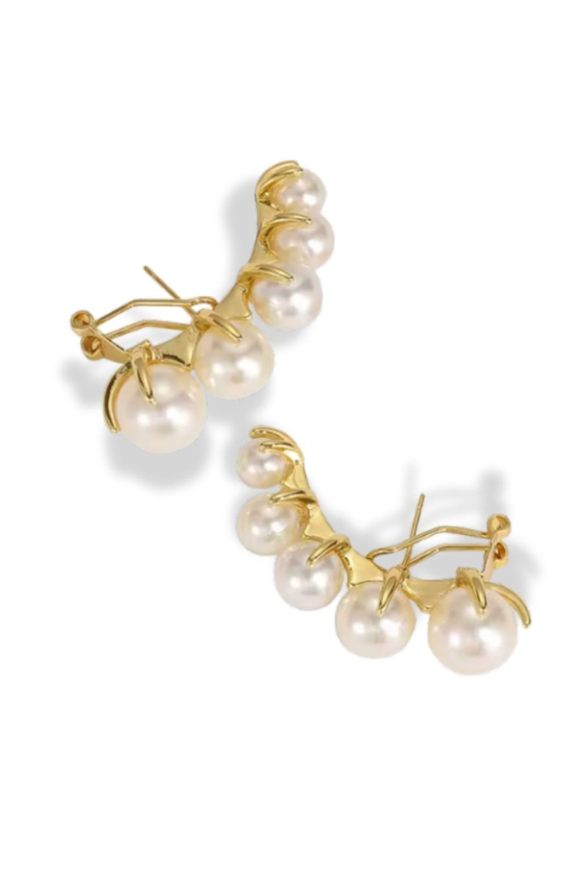 Minimalist Aeris Pearl Cuff Earrings