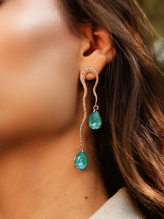 Uneven Crystal Dangler