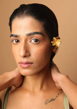 Single Lily Earcuff