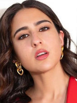 Sara Ali Khan in Love Love Love Earrings