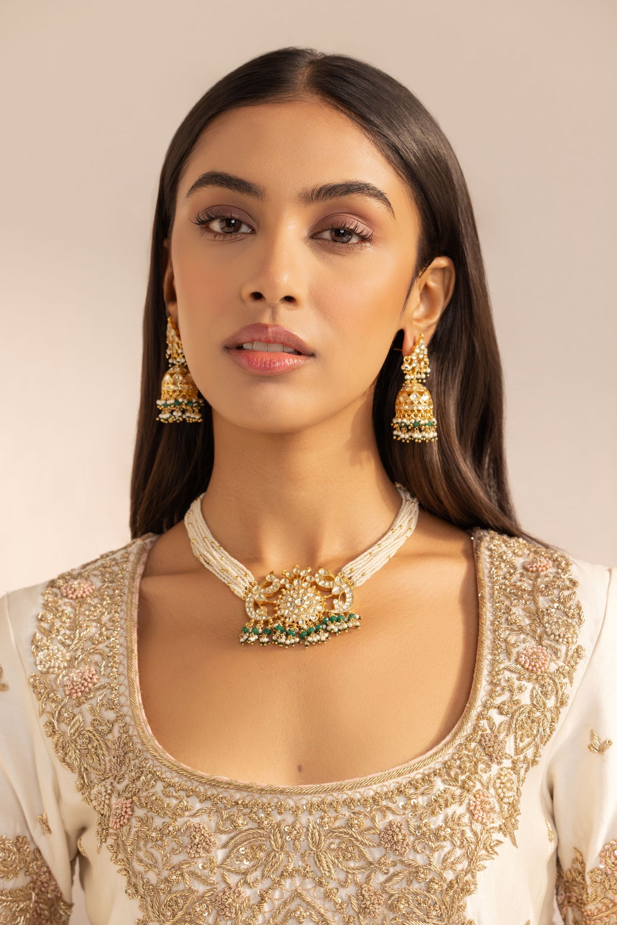 Gulzar Kundan Choker Set