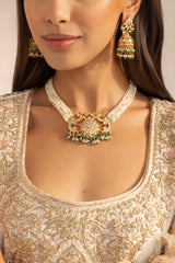 Gulzar Kundan Choker Set