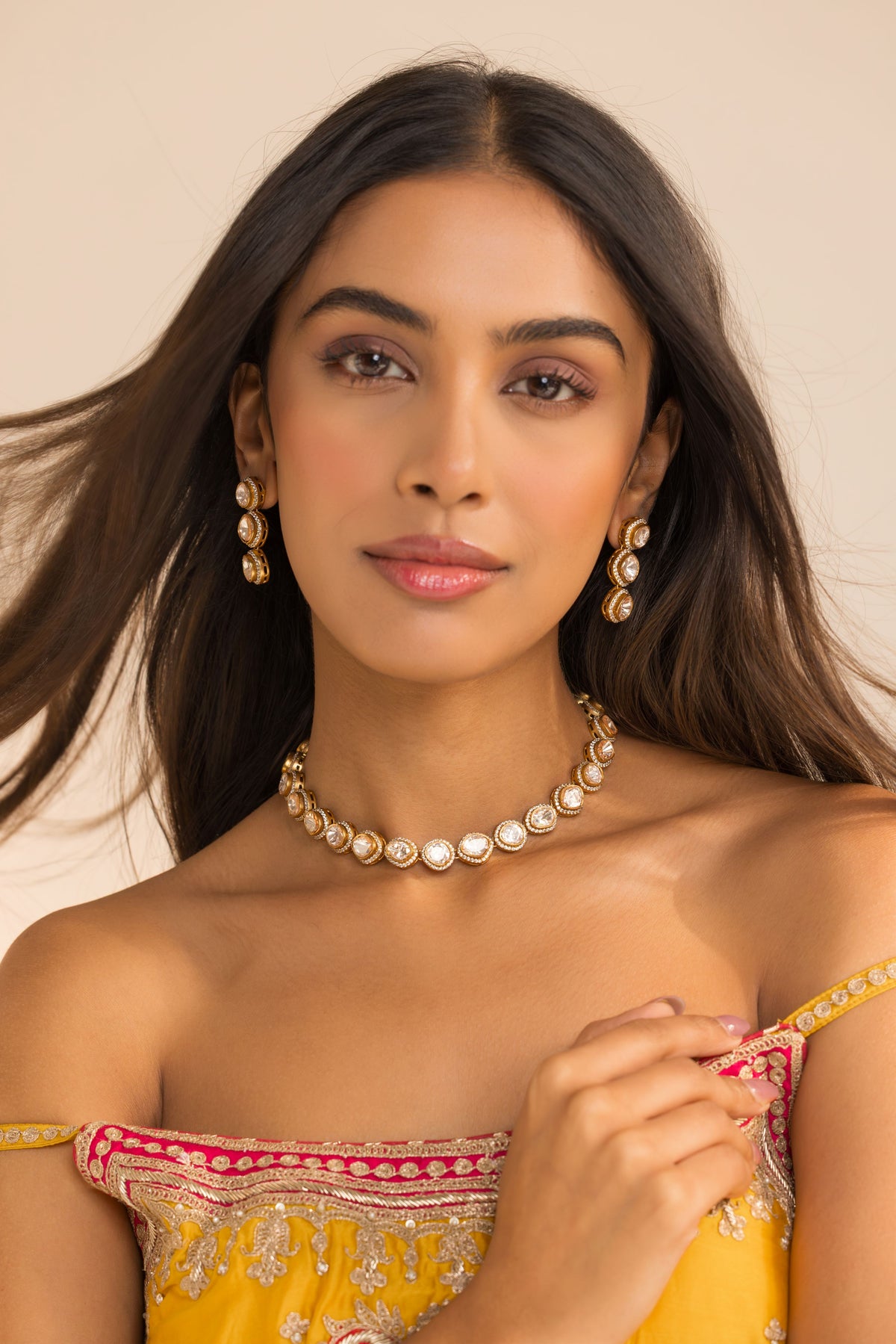 Aaina Moissanite Choker Set