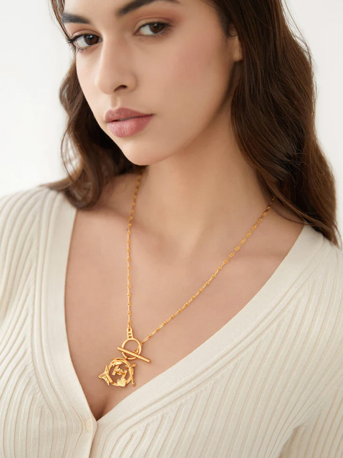O.H. Mini Monogram Pendant