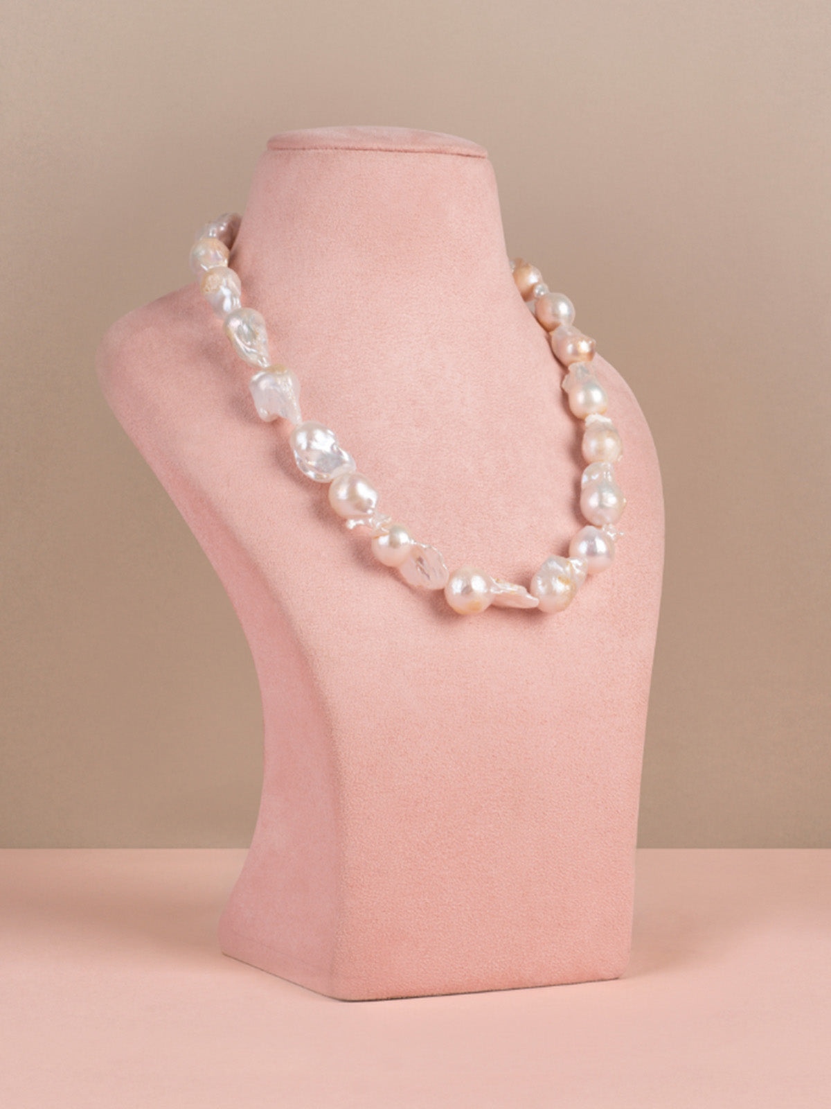 Single Baroque Pearl Necklace