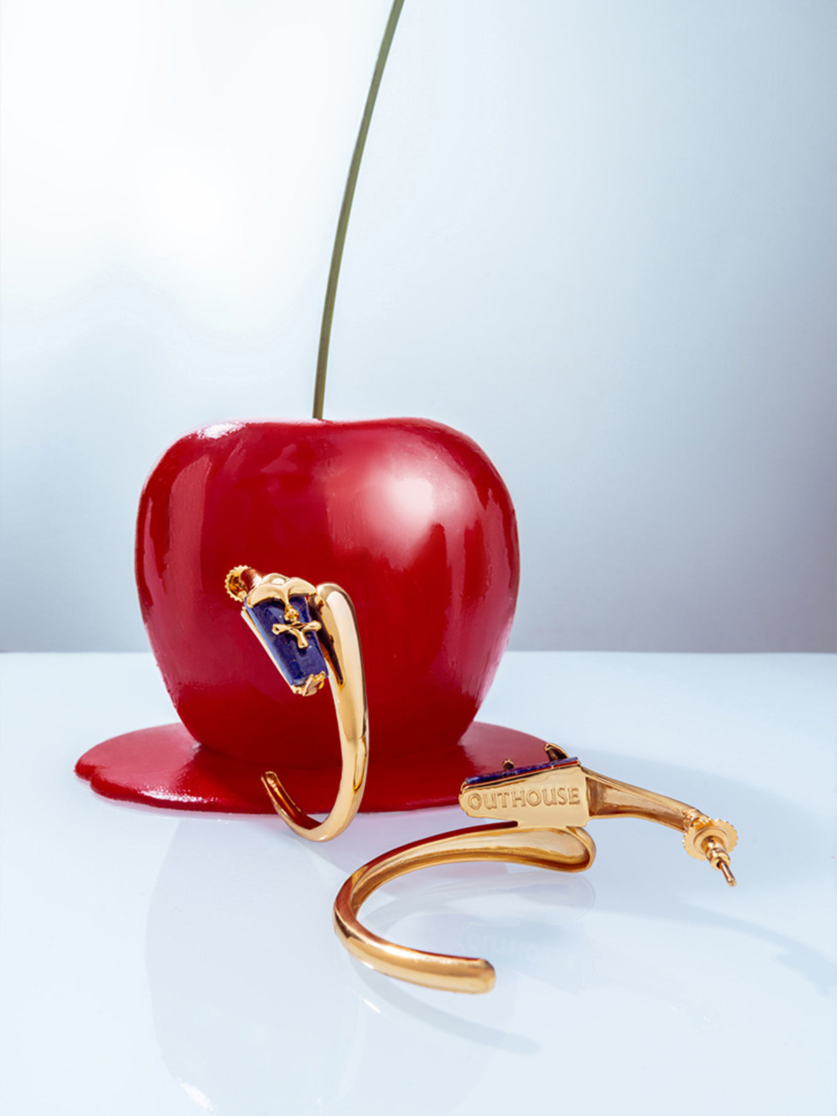 Alaya F in Iconic Sculpt Blue Earrings