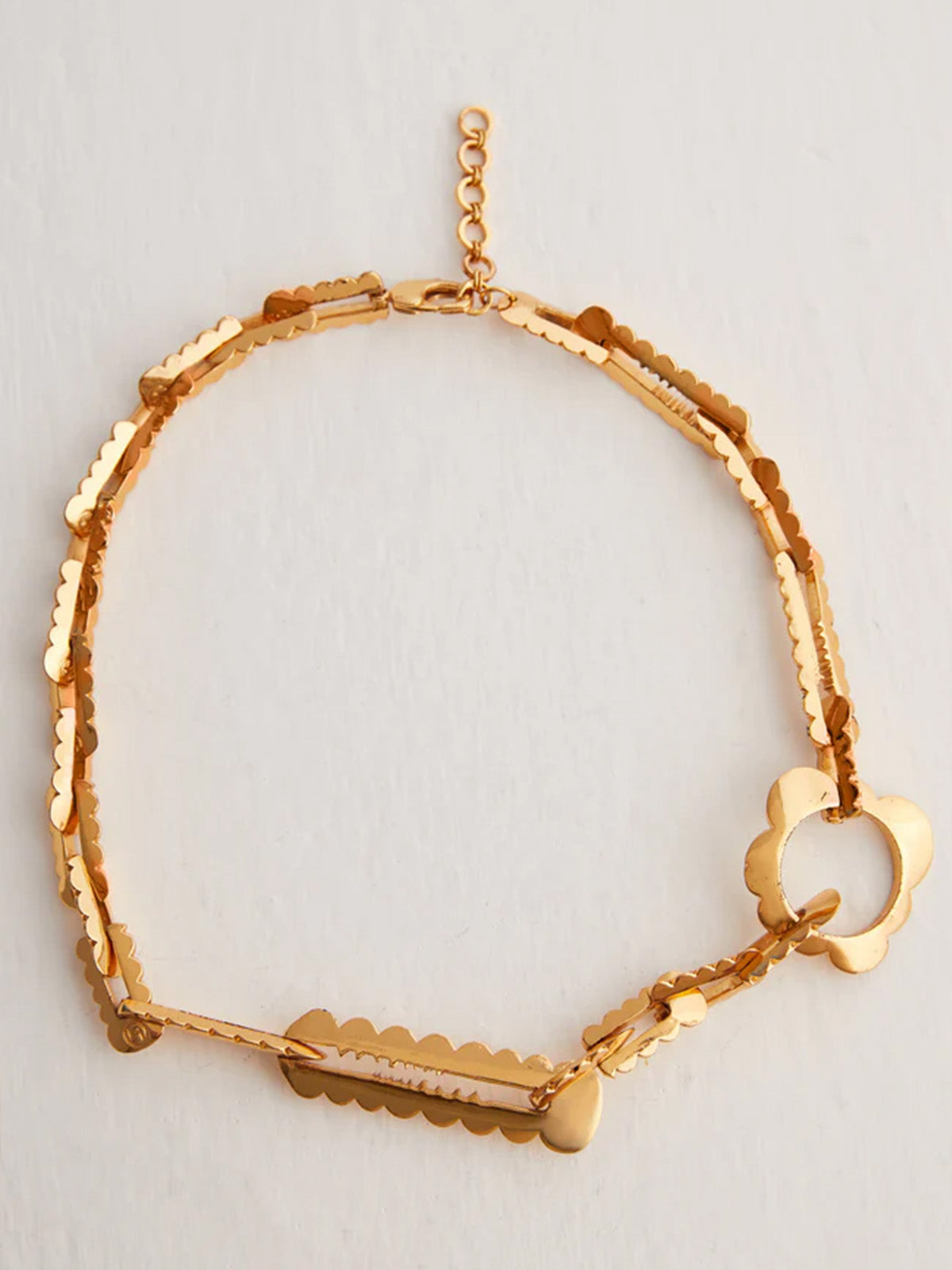 Grazer Scalloped Necklace