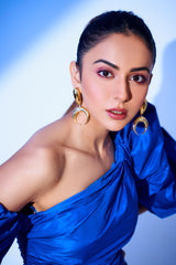 Rakul Preet In Copa White Drop Earrings