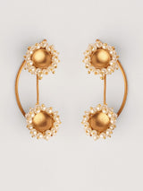 Pearl Bunch Earclip