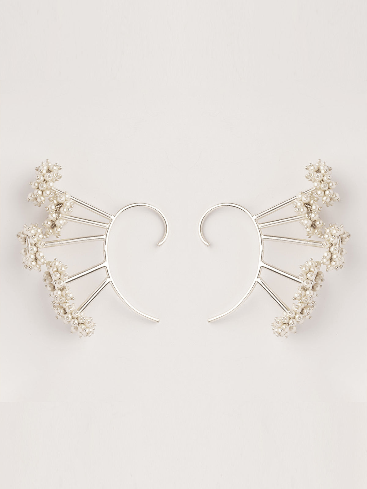 Pearl Bunch Earcuff