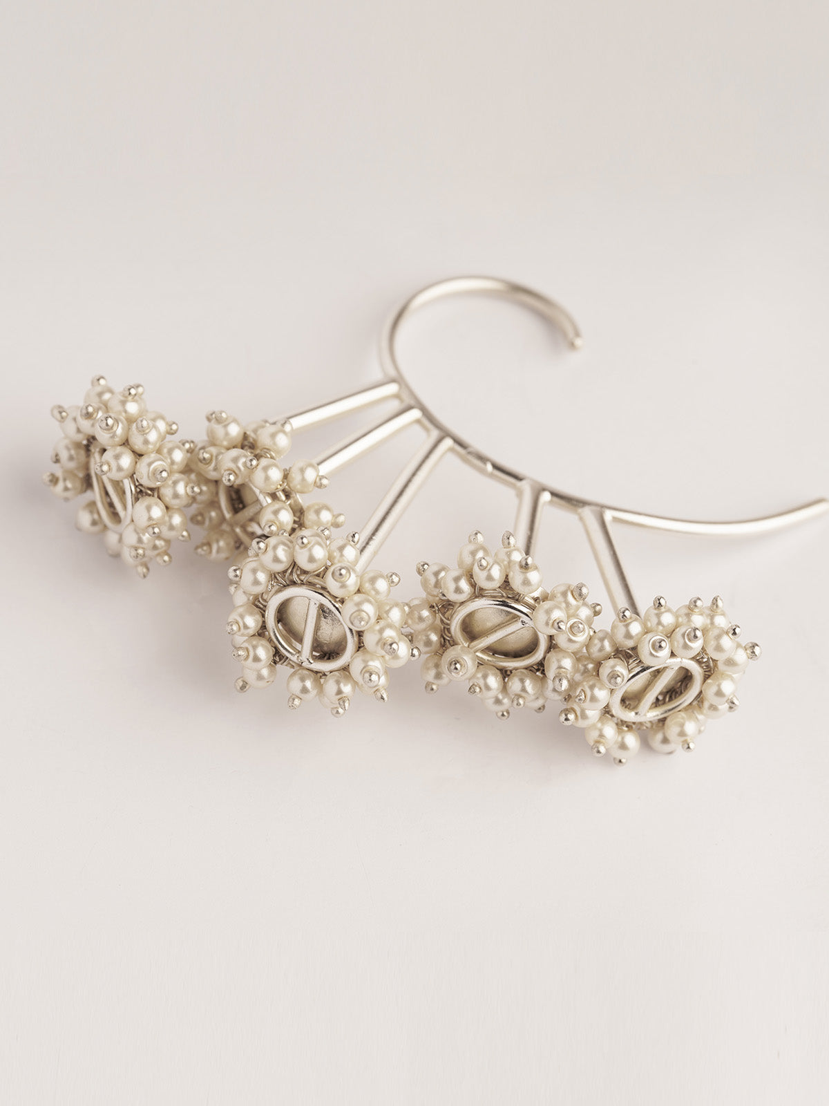 Pearl Bunch Earcuff