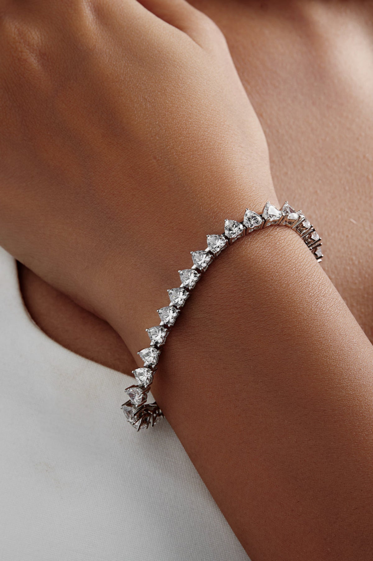 Heart Shaped Solitaire Tennis Bracelet