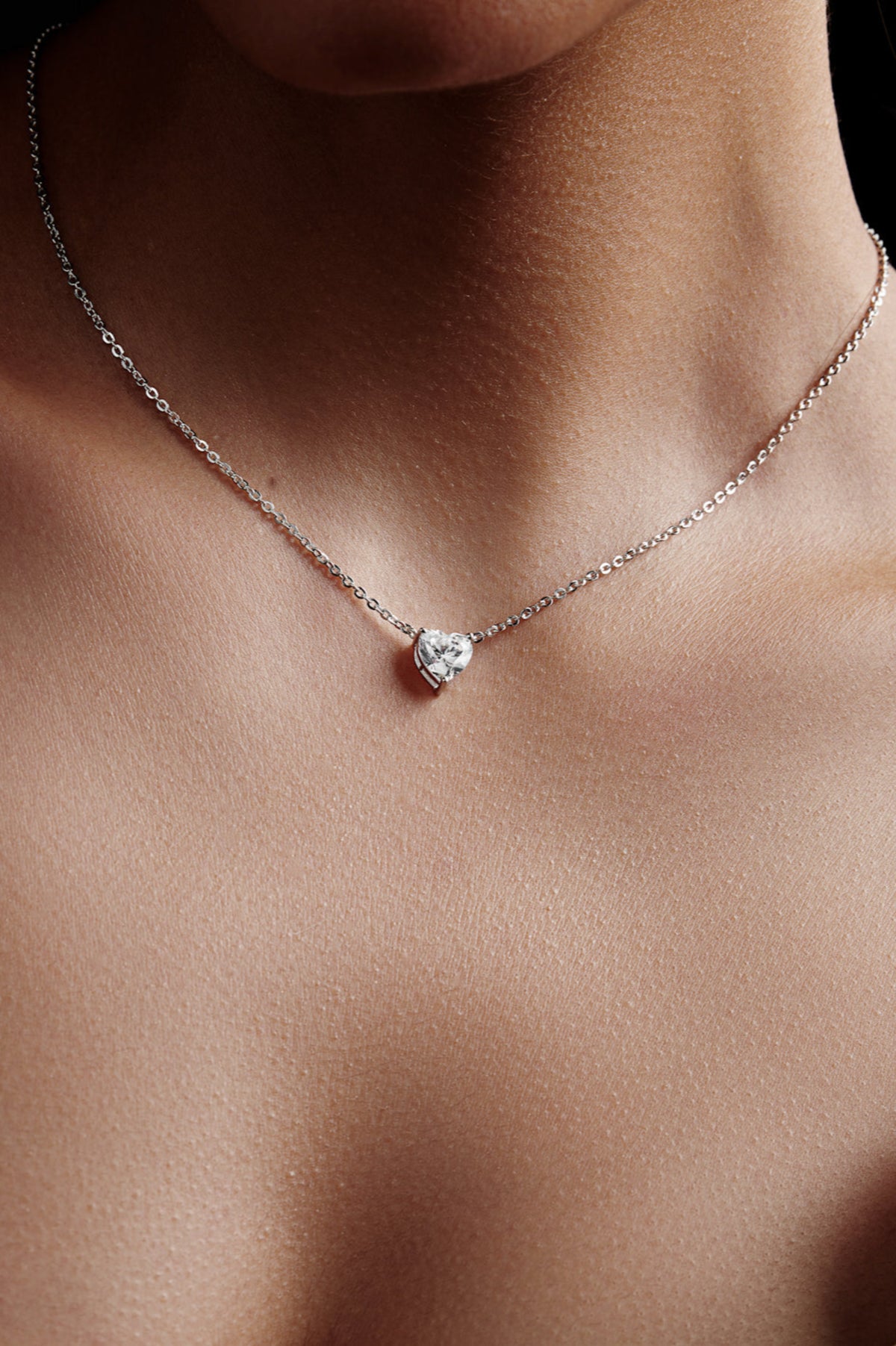 Heart Shaped Solitaire Pendant With Chain