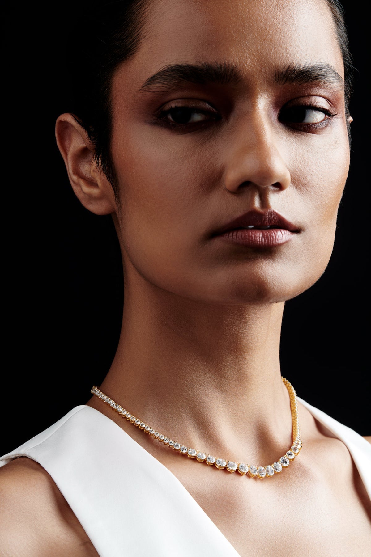 Brilliant Round Shaped Solitaire Necklace