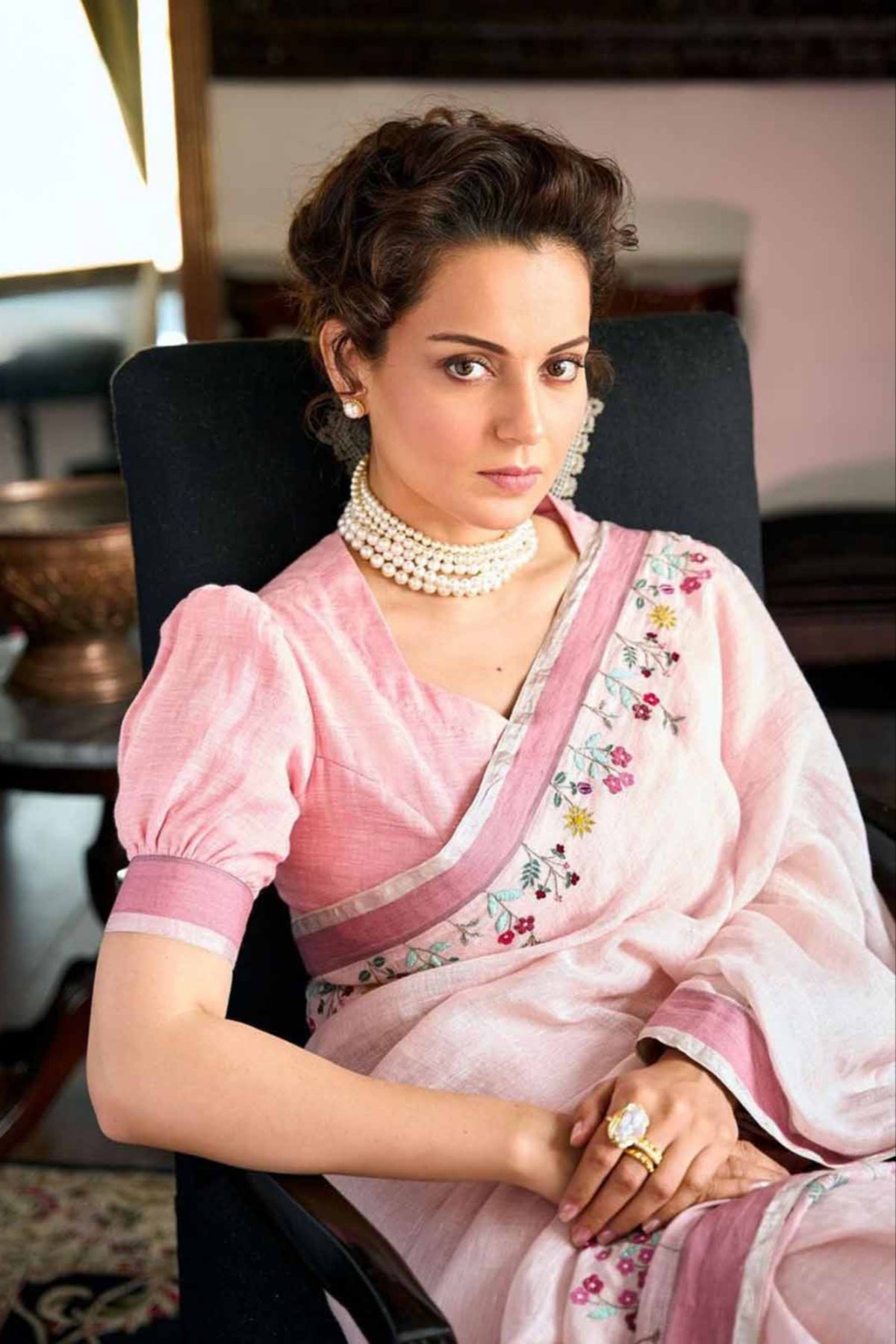 Kangana Ranaut - Classic Vintage Pearl Studs